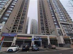 80平汽车美容店房东直租设备齐全无转让费